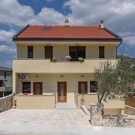 Apartmani Marko I Ana Marina Luaran gambar