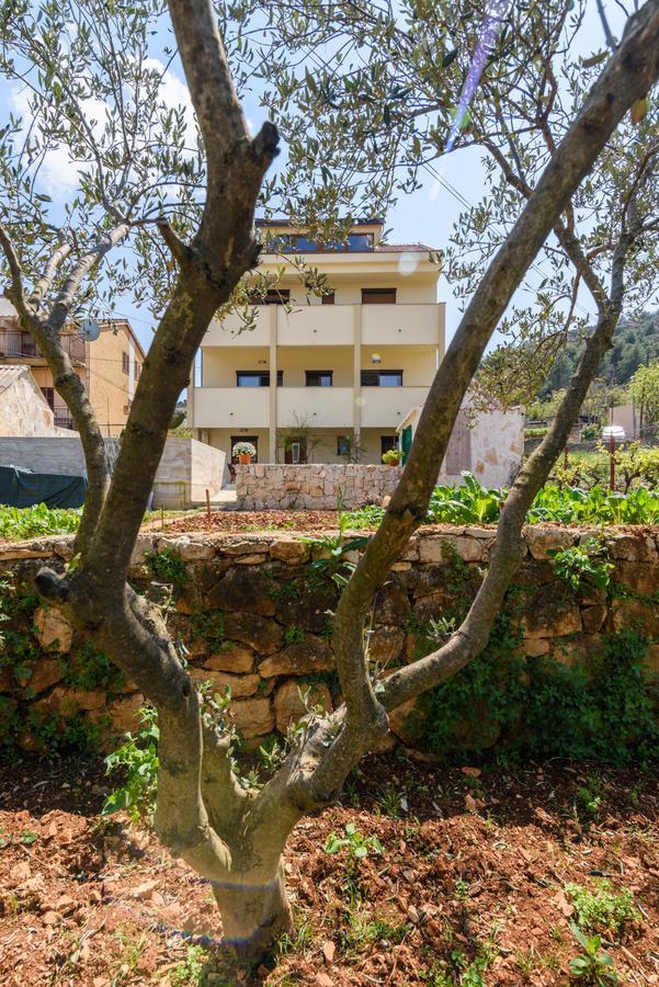 Apartmani Marko I Ana Marina Luaran gambar