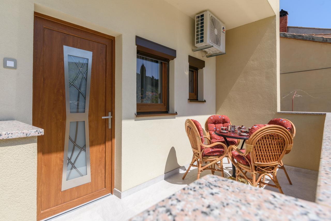 Apartmani Marko I Ana Marina Luaran gambar
