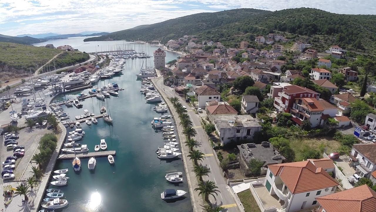 Apartmani Marko I Ana Marina Luaran gambar